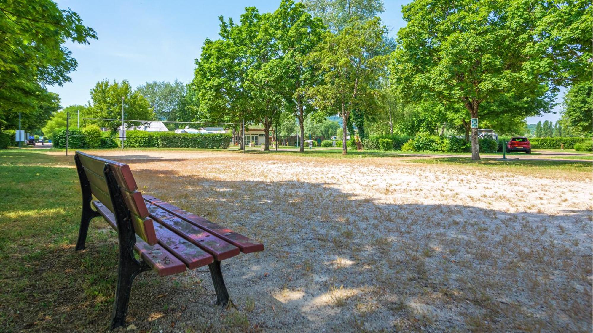 Camping Vesoul Vaivre-et-Montoille المظهر الخارجي الصورة