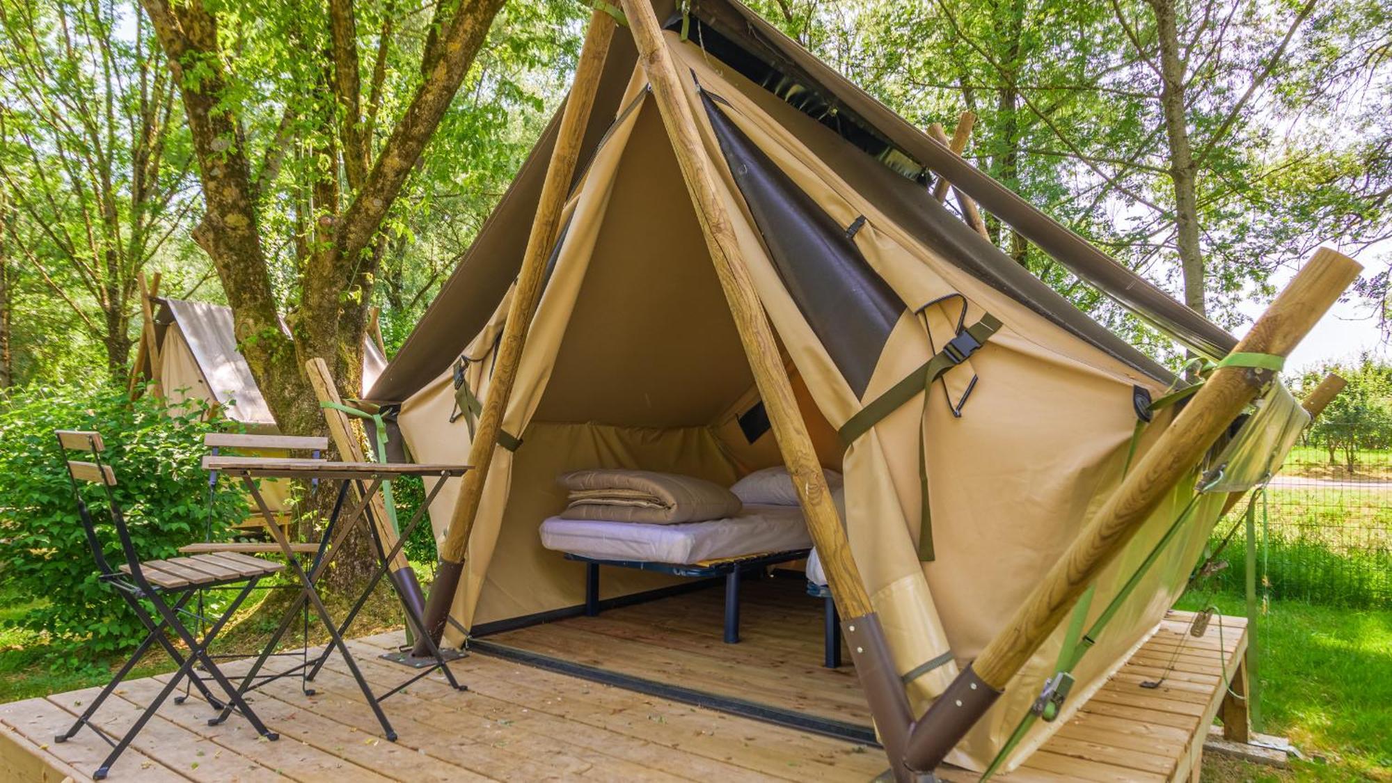 Camping Vesoul Vaivre-et-Montoille الغرفة الصورة